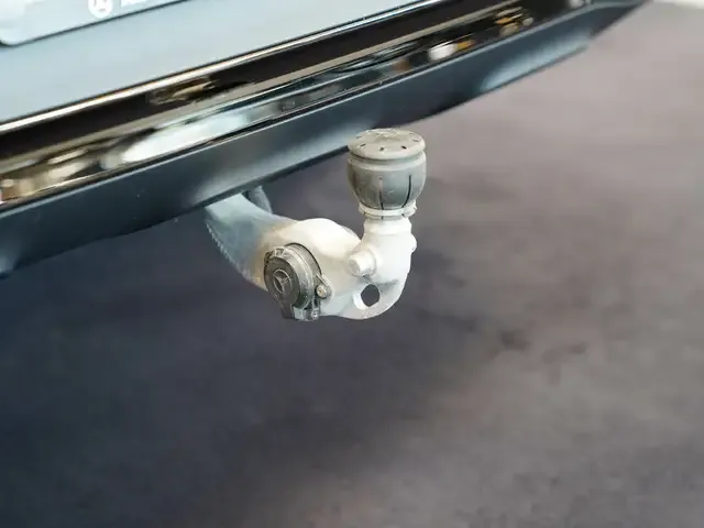 Mercedes-Benz EQE 350