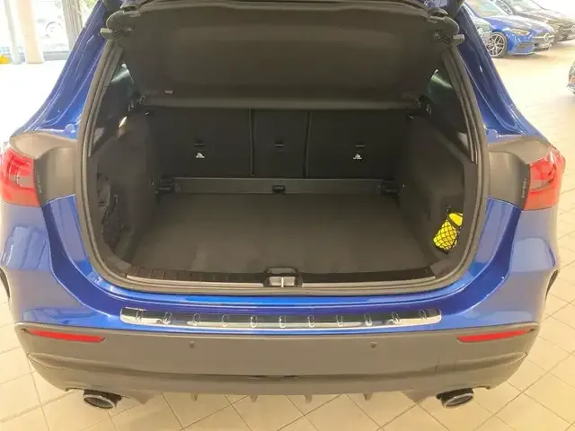 Mercedes-Benz A 35 AMG