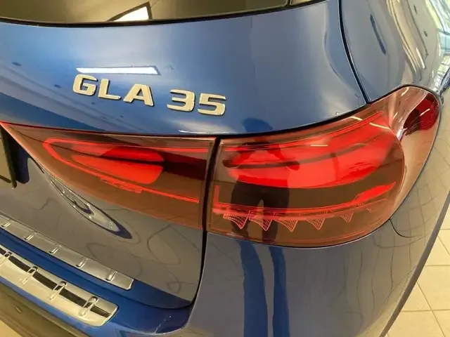 Mercedes-Benz A 35 AMG