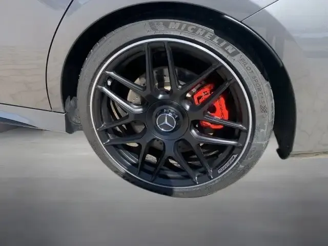 Mercedes-Benz CLA 45 AMG
