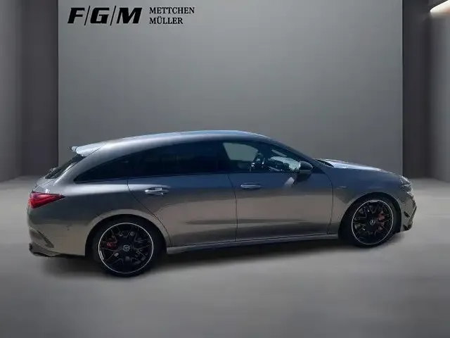 Mercedes-Benz CLA 45 AMG