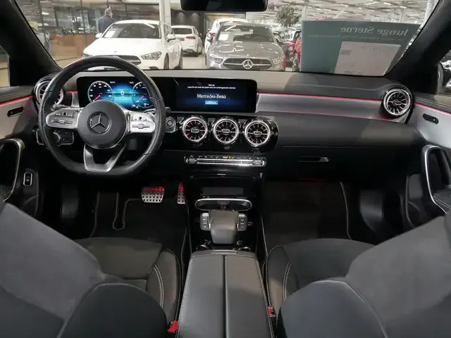 Mercedes-Benz CLA 250