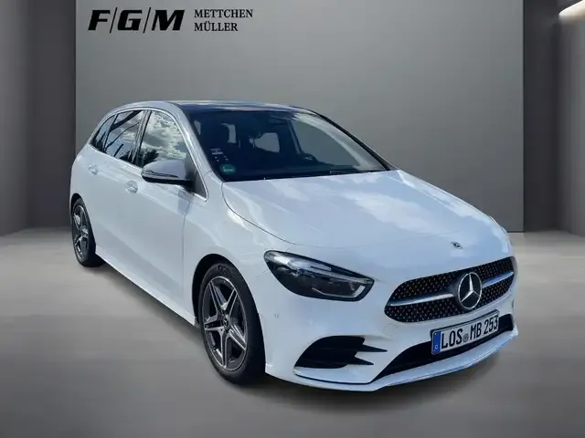 Mercedes-Benz B 220