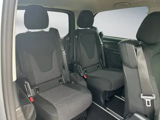 Mercedes-Benz EQV 300
