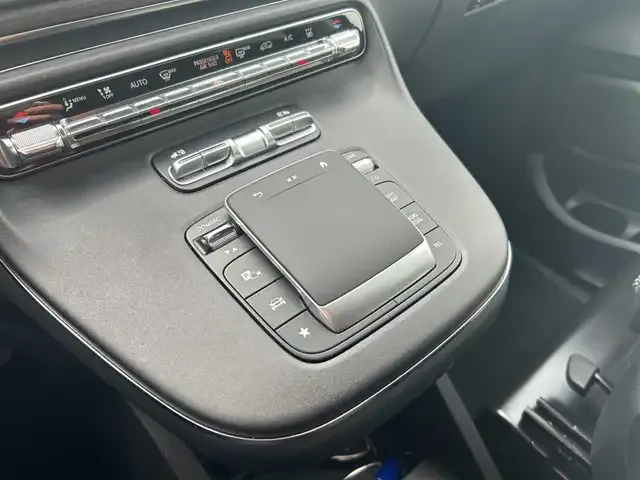 Mercedes-Benz EQV 300