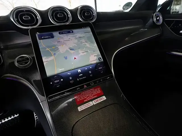 Mercedes-Benz GLC 220