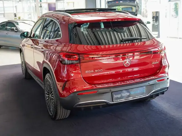 Mercedes-Benz EQA 300