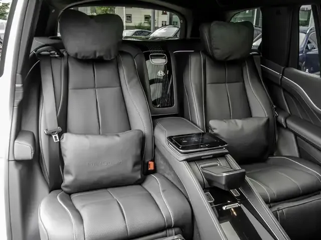 Mercedes-Benz GLS 600