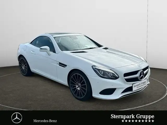 Mercedes-Benz SLC 300