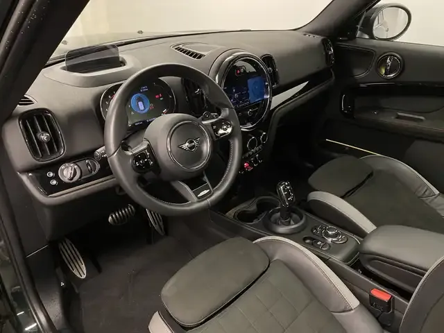 MINI John Cooper Works Countryman