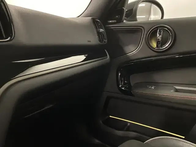 MINI John Cooper Works Countryman