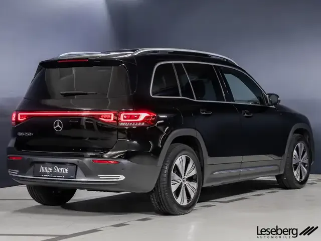 Mercedes-Benz EQB 250