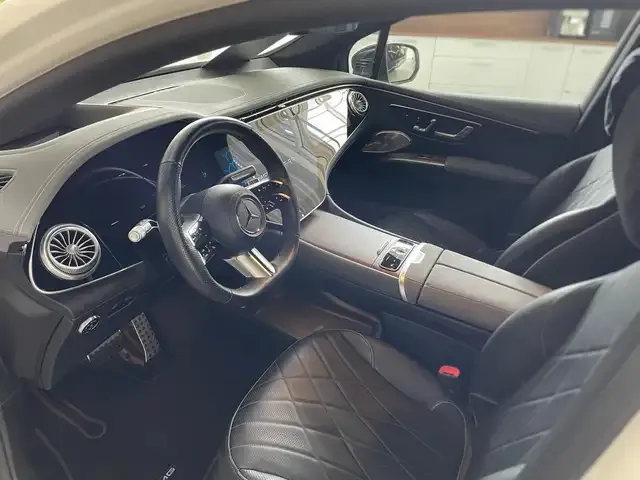 Mercedes-Benz EQS SUV