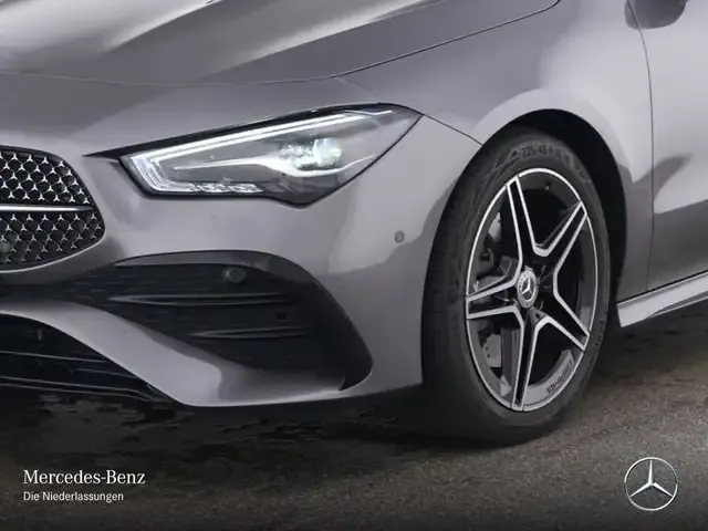 Mercedes-Benz CLA 200