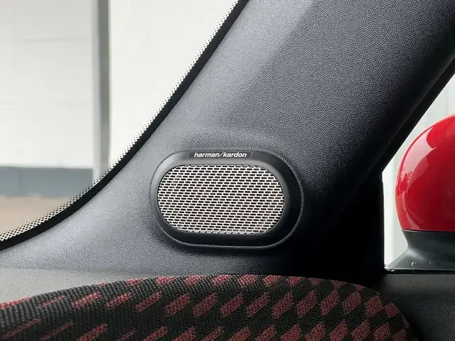 MINI John Cooper Works Cabrio