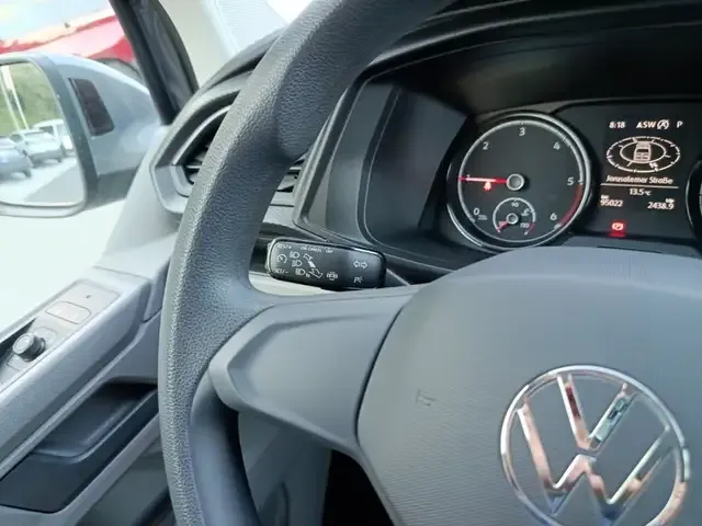 Volkswagen T6.1 Caravelle