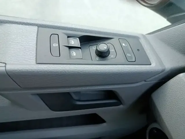 Volkswagen T6.1 Caravelle