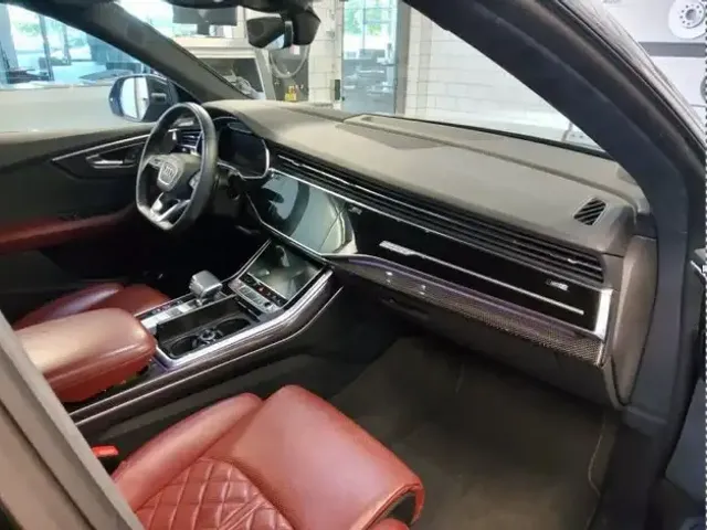 Audi SQ8