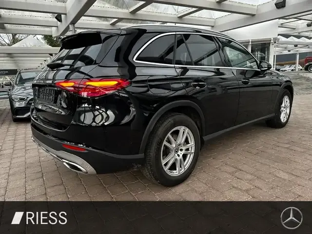Mercedes-Benz GLC 200