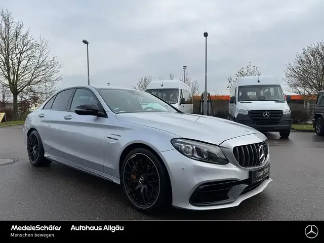 Mercedes-Benz C 63 AMG