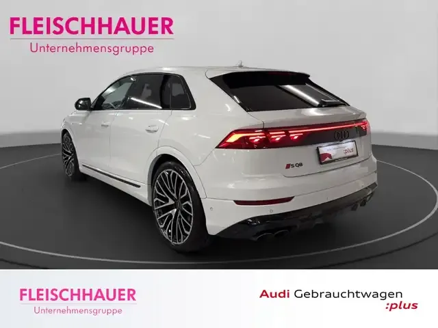 Audi SQ8