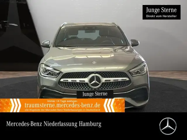 Mercedes-Benz GLA 200