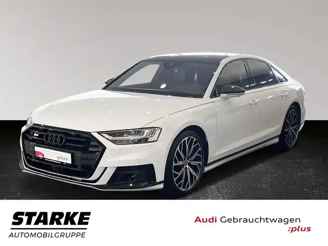 Audi S8