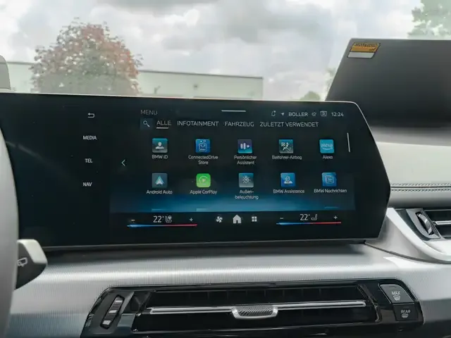 BMW 218