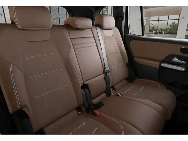 Mercedes-Benz GLB 220