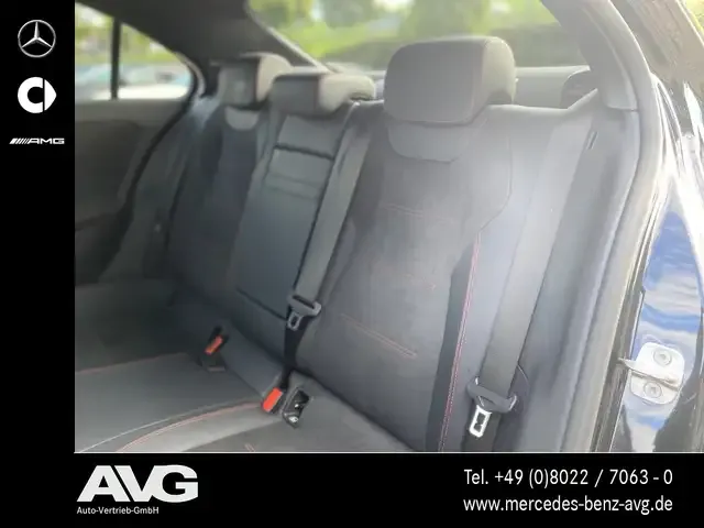 Mercedes-Benz A 220