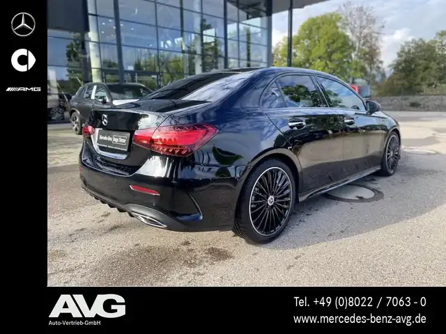 Mercedes-Benz A 220