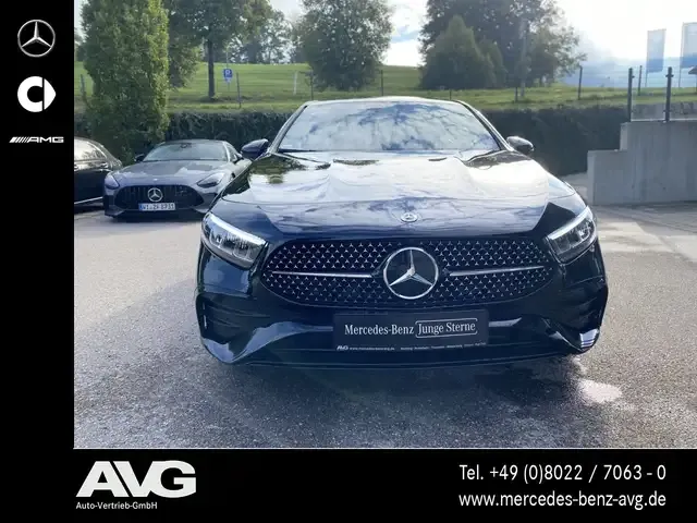Mercedes-Benz A 220