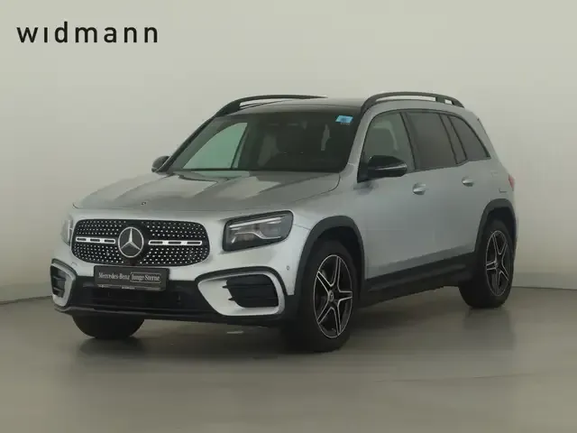 Mercedes-Benz GLB 200