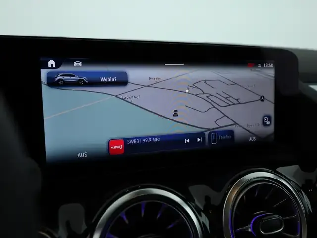 Mercedes-Benz GLA 180