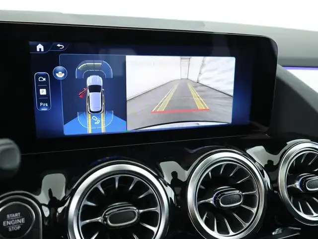 Mercedes-Benz GLA 180