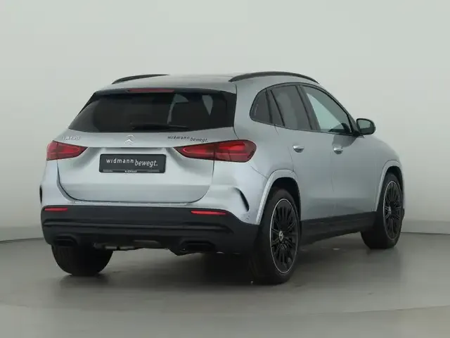 Mercedes-Benz GLA 180