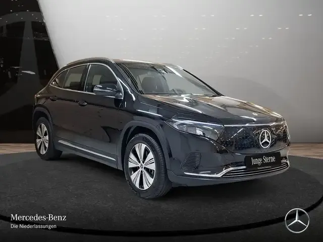 Mercedes-Benz EQA 300