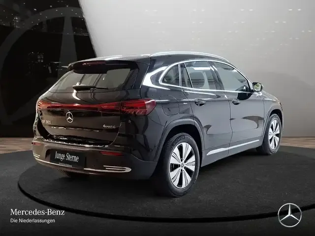 Mercedes-Benz EQA 300