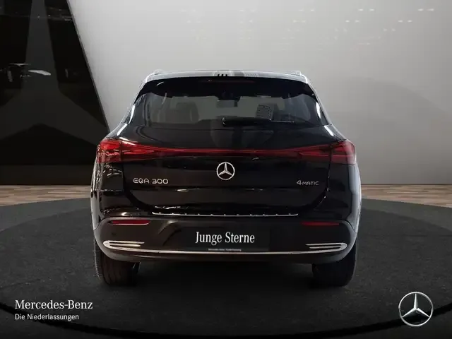 Mercedes-Benz EQA 300