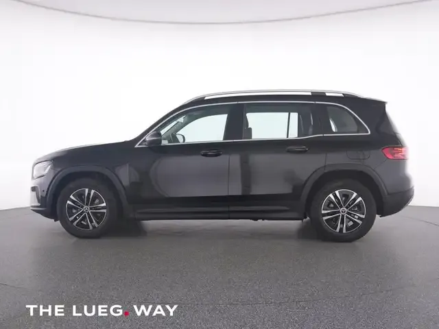 Mercedes-Benz GLB 180
