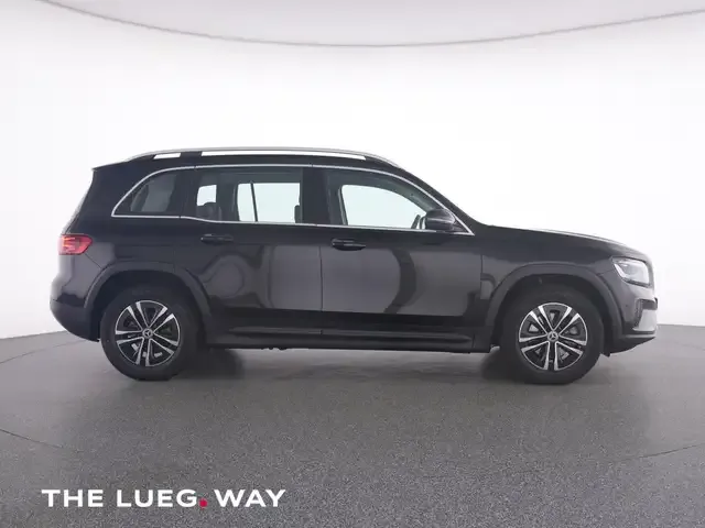 Mercedes-Benz GLB 180