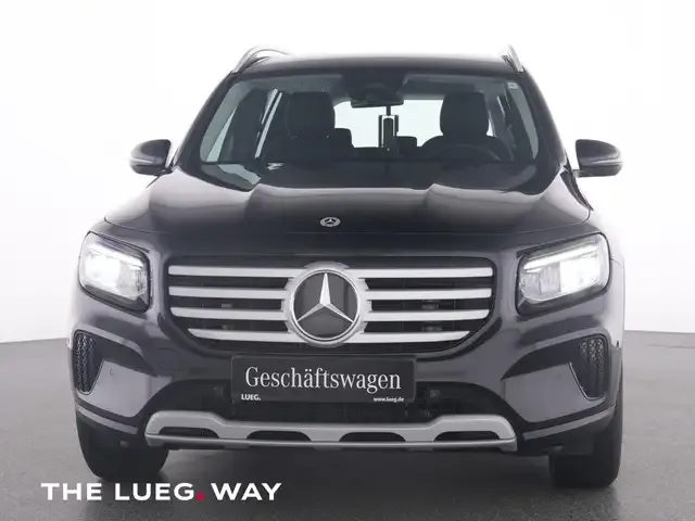 Mercedes-Benz GLB 180