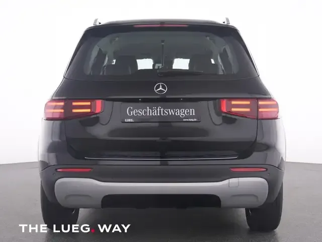 Mercedes-Benz GLB 180