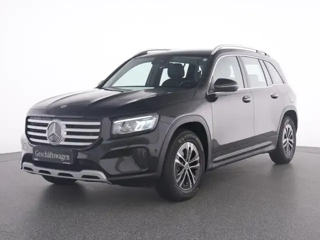 Mercedes-Benz GLB 180