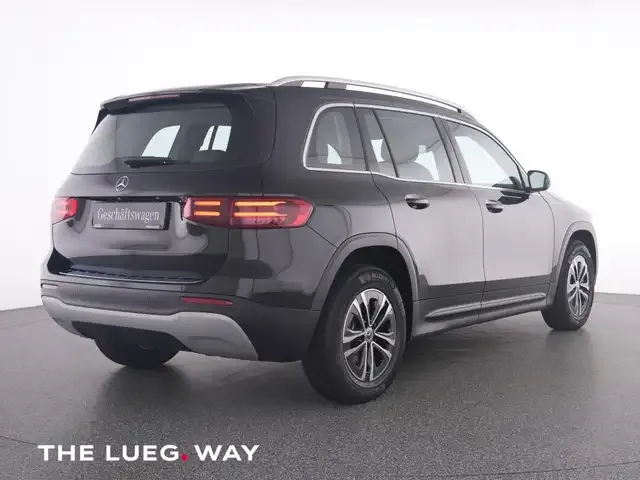 Mercedes-Benz GLB 180