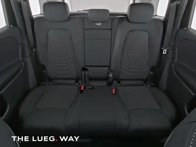 Mercedes-Benz GLB 180