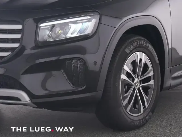 Mercedes-Benz GLB 180