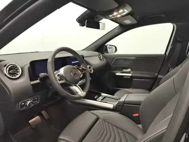 Mercedes-Benz EQA 300