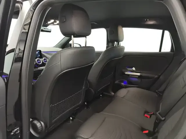 Mercedes-Benz EQA 300