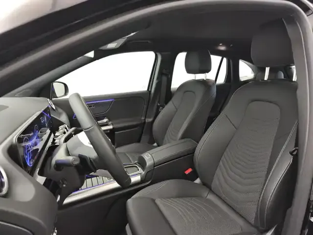 Mercedes-Benz EQA 300